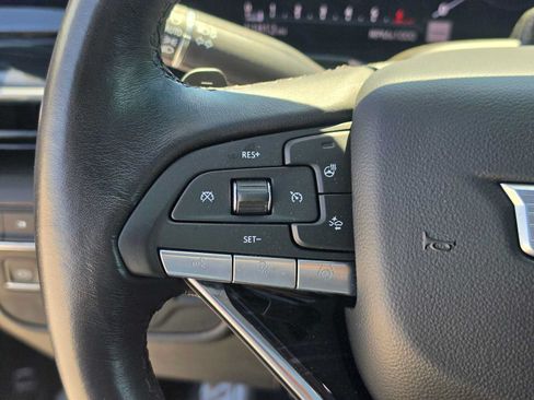 Used 2024 Cadillac Escalade Sport AWD/4WD image 32