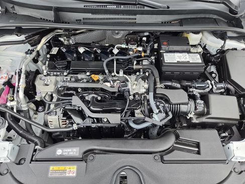 Used 2026 Toyota Corolla LE FWD image 28