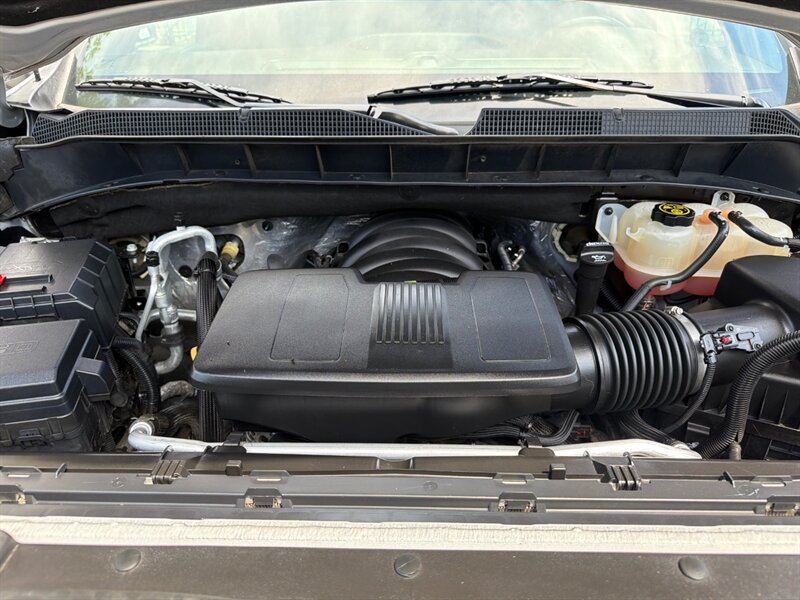 Used 2019 Chevrolet Silverado 1500 RST AWD/4WD image 32