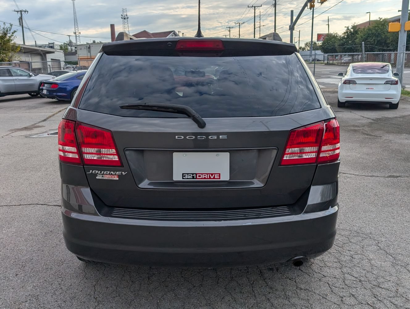 Used 2016 Dodge Journey SE w/ Flexible Seating Group FWD image 8
