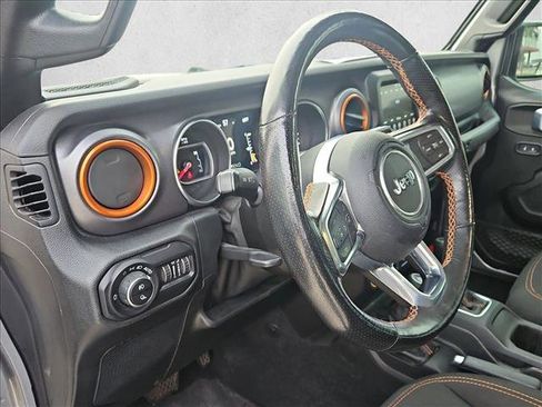 Used 2021 Jeep Gladiator Mojave w/ LED Lighting Group image 9