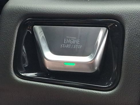 Used 2025 GMC Yukon Elevation w/ LPO, Floor Liner Package AWD/4WD image 16