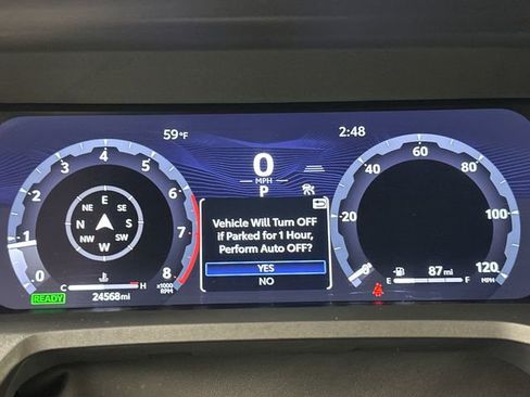 Used 2025 Toyota Tacoma TRD Sport w/ TRD Sport Upgrade Package image 18