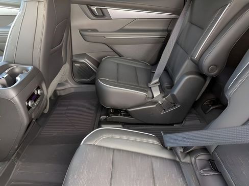 New 2025 Buick Enclave Sport Touring w/ Super Cruise Package image 15