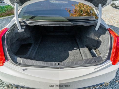 Used 2018 Cadillac CTS V w/ Luxury Package image 85