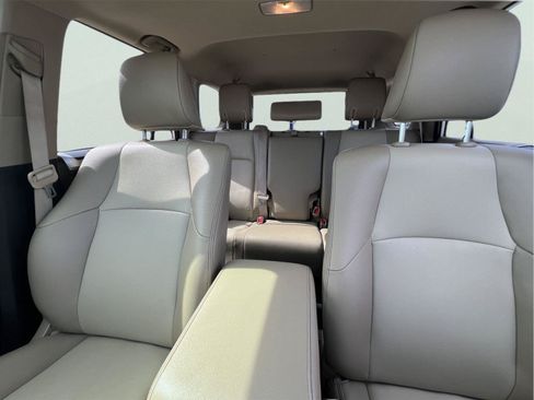 Used 2019 Toyota 4Runner SR5 Premium AWD/4WD image 30