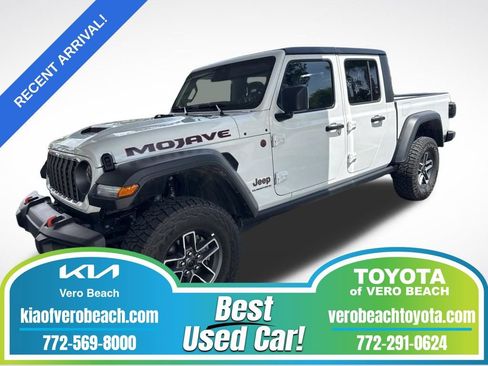 Used 2026 Jeep Gladiator Mojave AWD/4WD image 1
