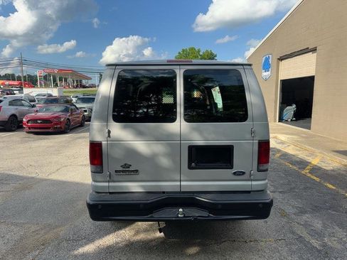 Used 2008 Ford E-250 and Econoline 250 RWD image 6