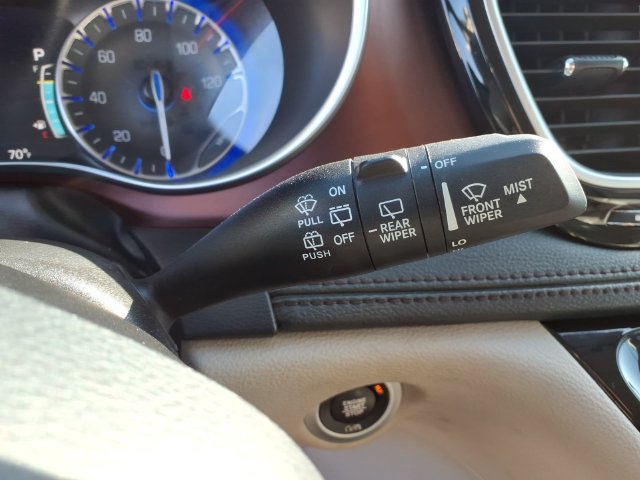 Used 2020 Chrysler Pacifica Limited FWD image 21