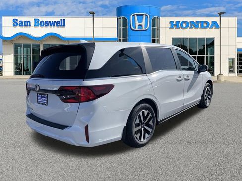 New 2026 Honda Odyssey EX-L image 3