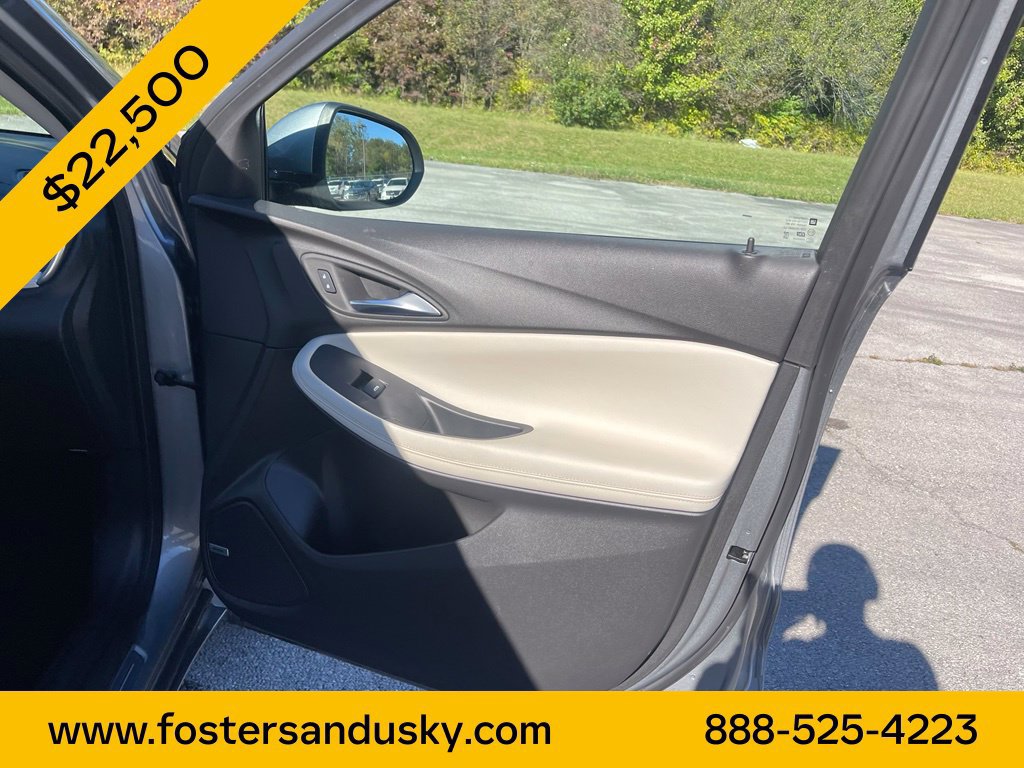 Used 2024 Buick Encore GX Avenir w/ Avenir Convenience Package FWD image 20
