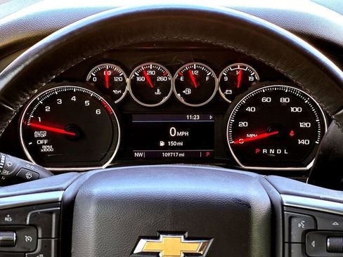 Used 2022 Chevrolet Silverado 1500 LT image 24