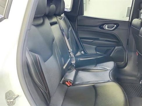 Used 2025 Jeep Compass Trailhawk AWD/4WD image 26