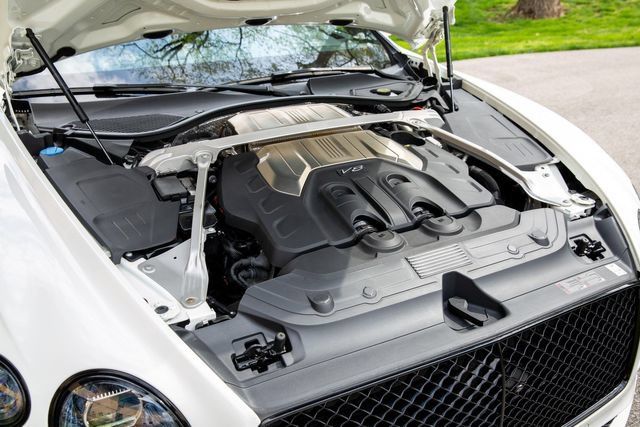 Used 2022 Bentley Continental GT AWD/4WD image 53