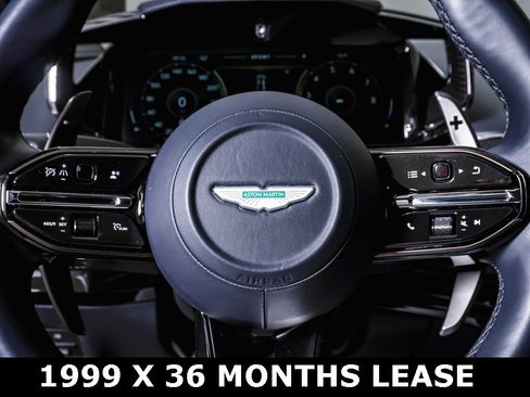 Used 2025 Aston Martin V8 Vantage Coupe image 23