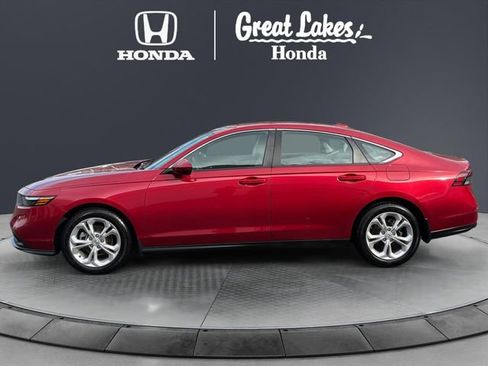 Certified 2025 Honda Accord LX image 3