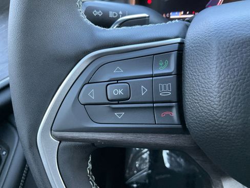 New 2025 Jeep Grand Cherokee Limited AWD/4WD image 18