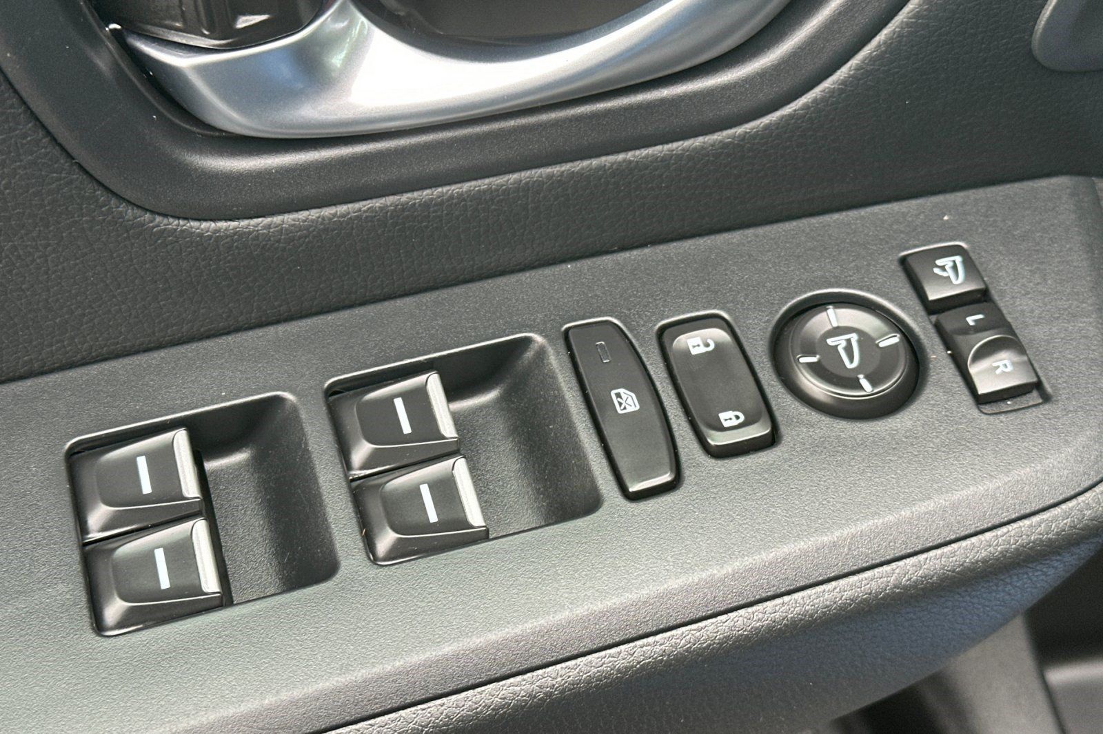 Used 2024 Honda Pilot TrailSport image 14