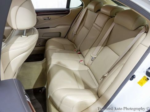 Used 2014 Lexus LS 460 AWD image 11