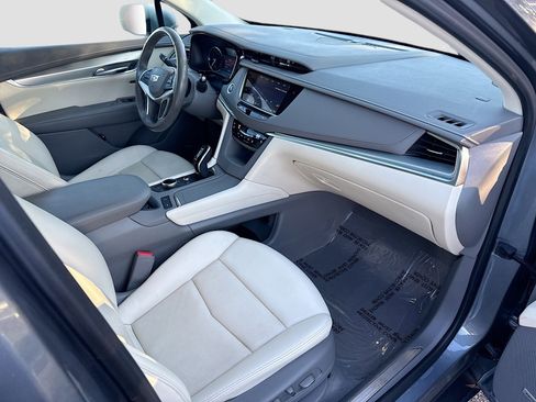 Used 2022 Cadillac XT5 Premium Luxury FWD image 13