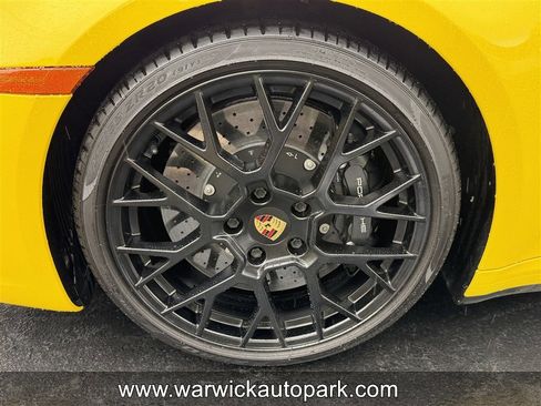Used 2023 Porsche 911 Carrera GTS RWD image 15