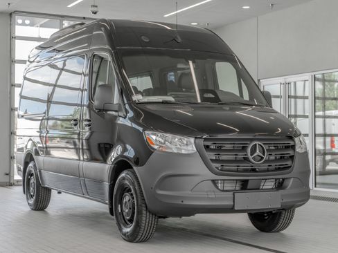 New 2025 Mercedes-Benz Sprinter 2500 image 21