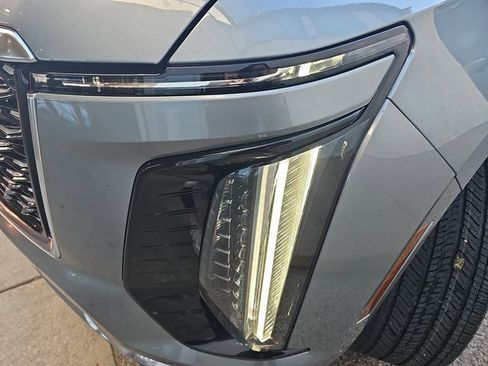 New 2026 Cadillac Escalade ESV Luxury w/ Touring Package image 34