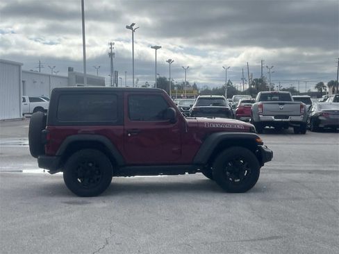 Used 2021 Jeep Wrangler Islander image 6