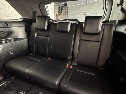Used 2018 Toyota Highlander XLE AWD/4WD image 35