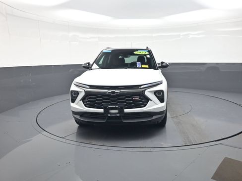 Used 2024 Chevrolet TrailBlazer RS w/ Convenience Package AWD/4WD image 8