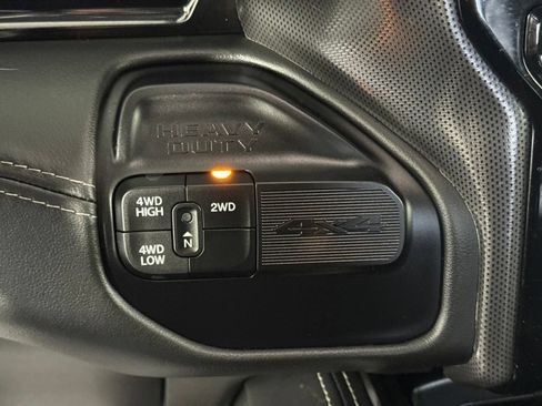 Used 2024 RAM 2500 Limited AWD/4WD image 18
