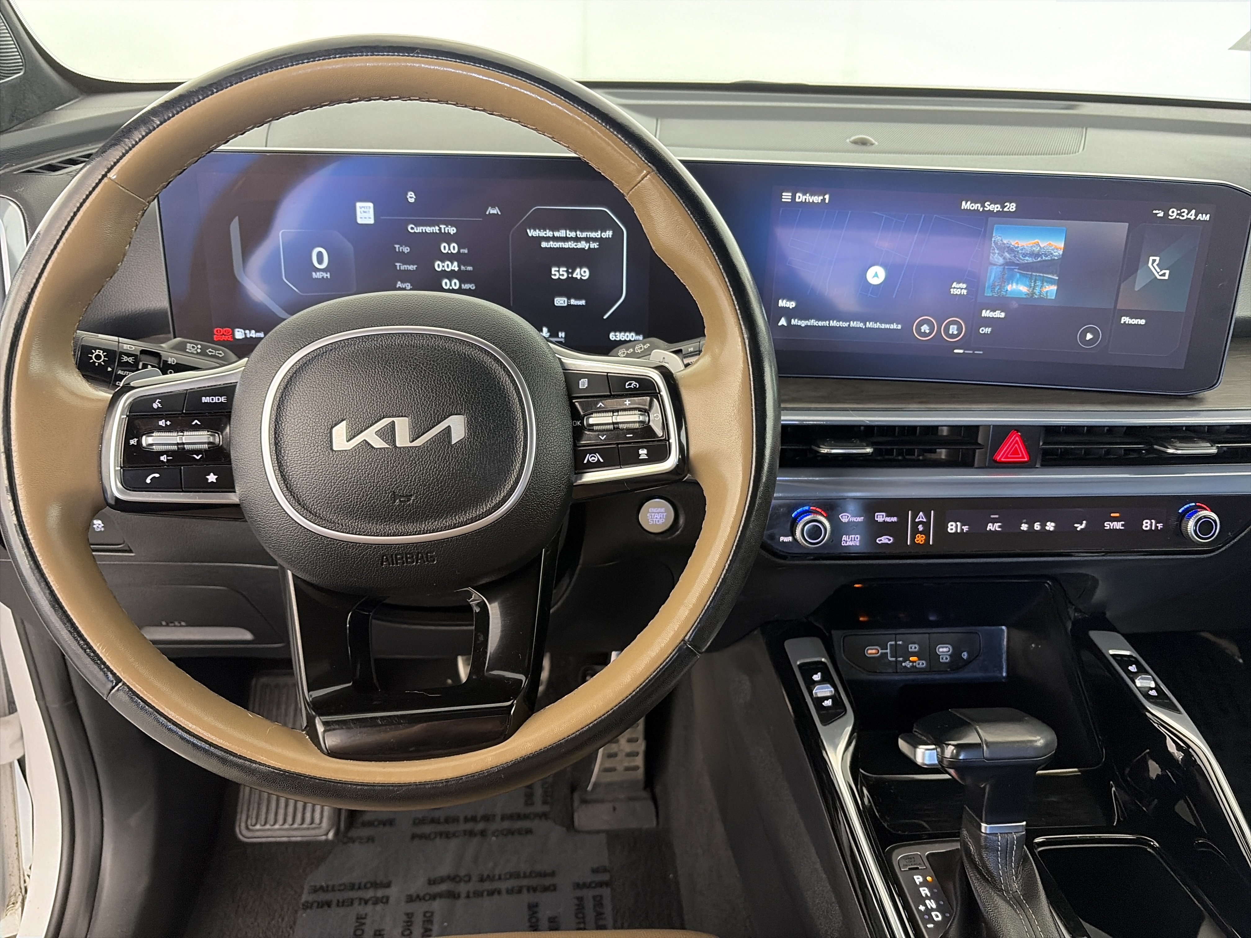 Certified 2024 Kia Sorento SX Prestige w/ Olive Brown Leather Package AWD/4WD image 3