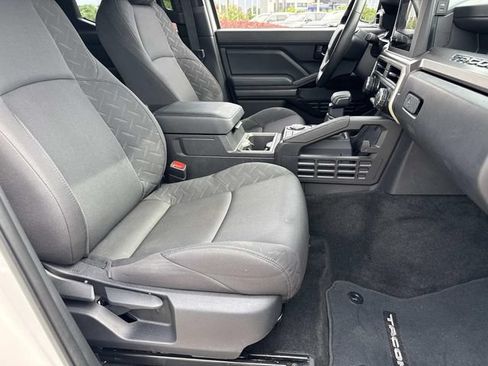 Used 2024 Toyota Tacoma SR5 RWD image 10