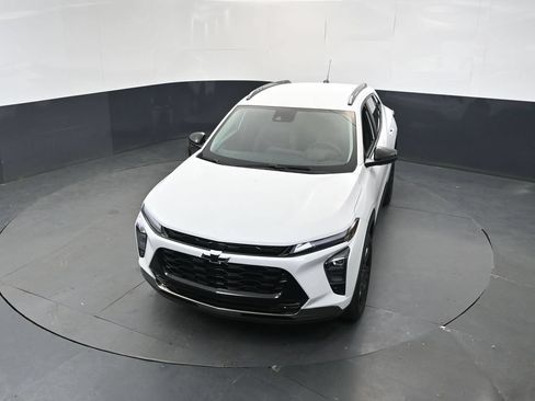 Used 2025 Chevrolet Trax ACTIV FWD image 30