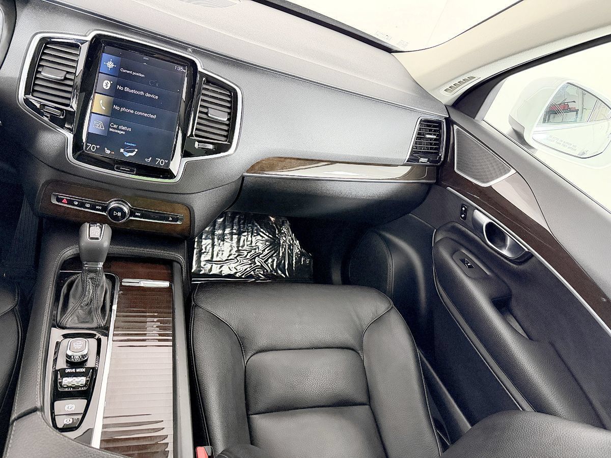 Used 2018 Volvo XC90 T6 Momentum w/ Momentum Plus Package AWD/4WD image 59