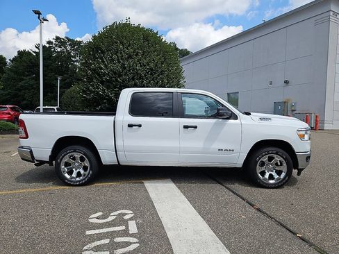 Used 2024 RAM 1500 Big Horn AWD/4WD image 8