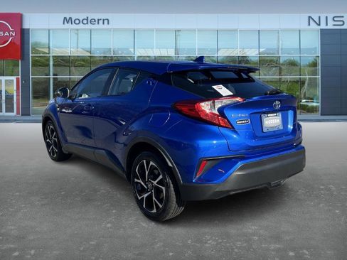 Used 2018 Toyota C-HR XLE image 6