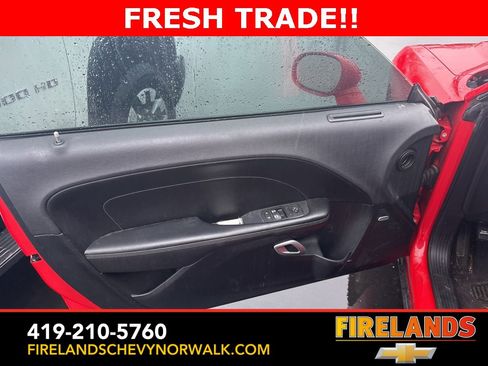 Used 2016 Dodge Challenger SXT Plus image 16