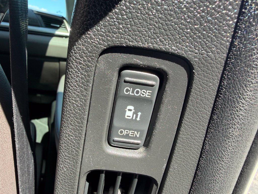 Used 2019 Honda Odyssey Elite image 53