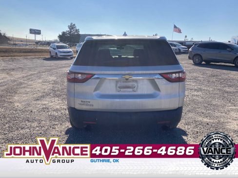 Used 2020 Chevrolet Traverse LS image 6