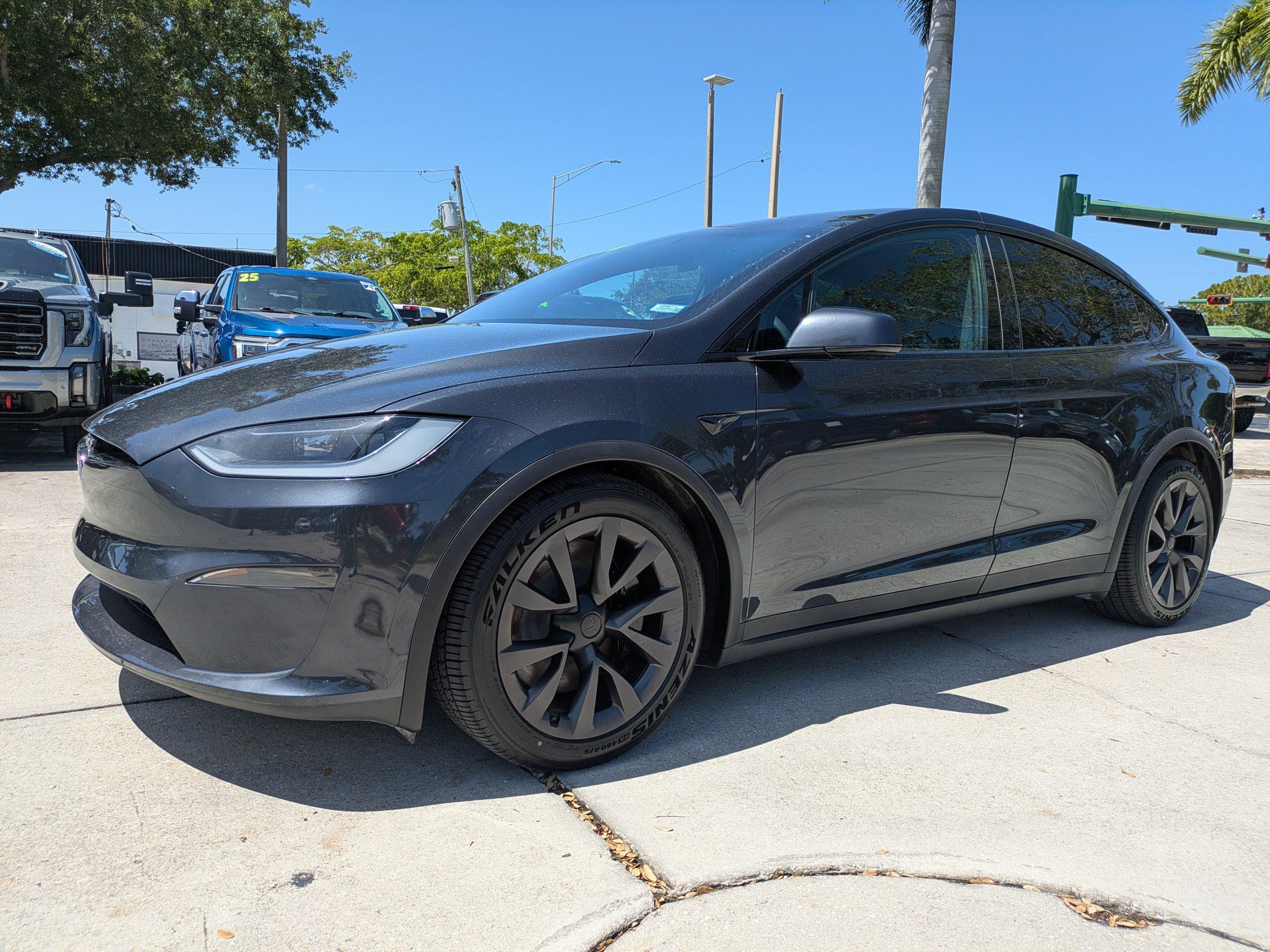 Used 2024 Tesla Model X AWD/4WD image 7