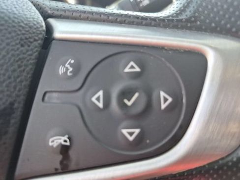 Used 2023 GMC Terrain SLE w/ Driver Convenience Package FWD image 20