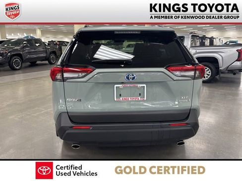 Certified 2022 Toyota RAV4 XLE Premium image 7