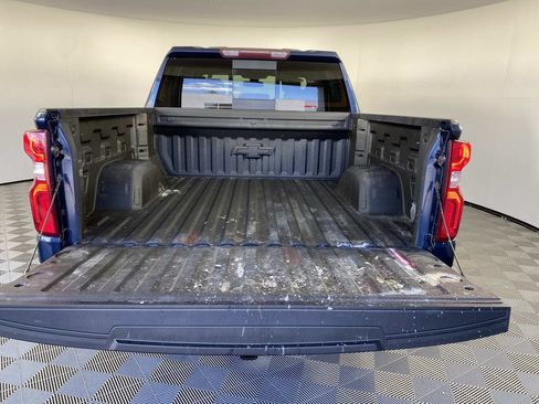 Used 2021 Chevrolet Silverado 1500 LTZ w/ LTZ Premium Package AWD/4WD image 8