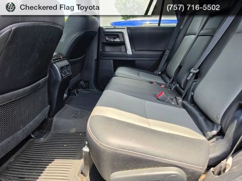 Used 2020 Toyota 4Runner SR5 Premium w/ Moonroof Package AWD/4WD image 22