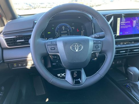 Certified 2026 Toyota Camry SE image 11