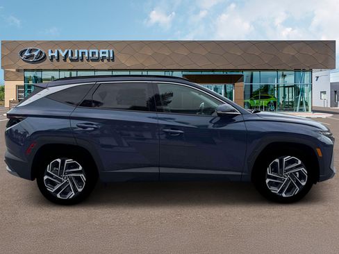 New 2026 Hyundai Tucson Limited AWD/4WD image 9