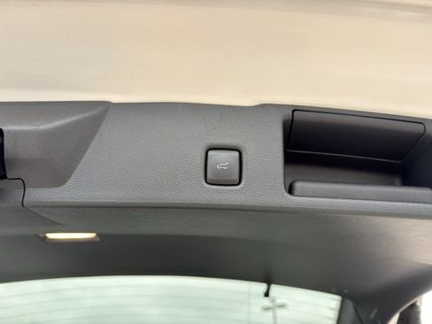 Used 2024 Ford Escape ST-Line w/ Tech Pack #1 FWD image 39