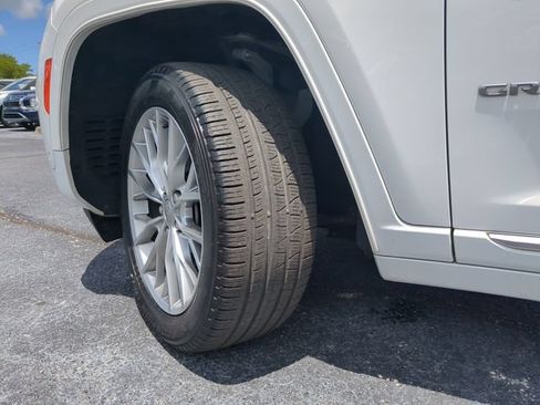 Used 2022 Jeep Grand Cherokee Summit RWD image 39
