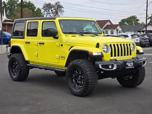 Used 2023 Jeep Wrangler Sahara w/ Cold Weather Group image 7